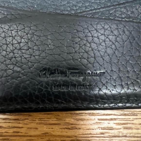 Salvatore Ferragamo Card Holder - Picture 5 of 7